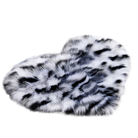 (Copy) SHAGGY PLUSH HEART SHAPED RUG