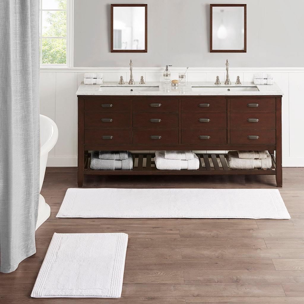 Splendor 24" Bath Rug White