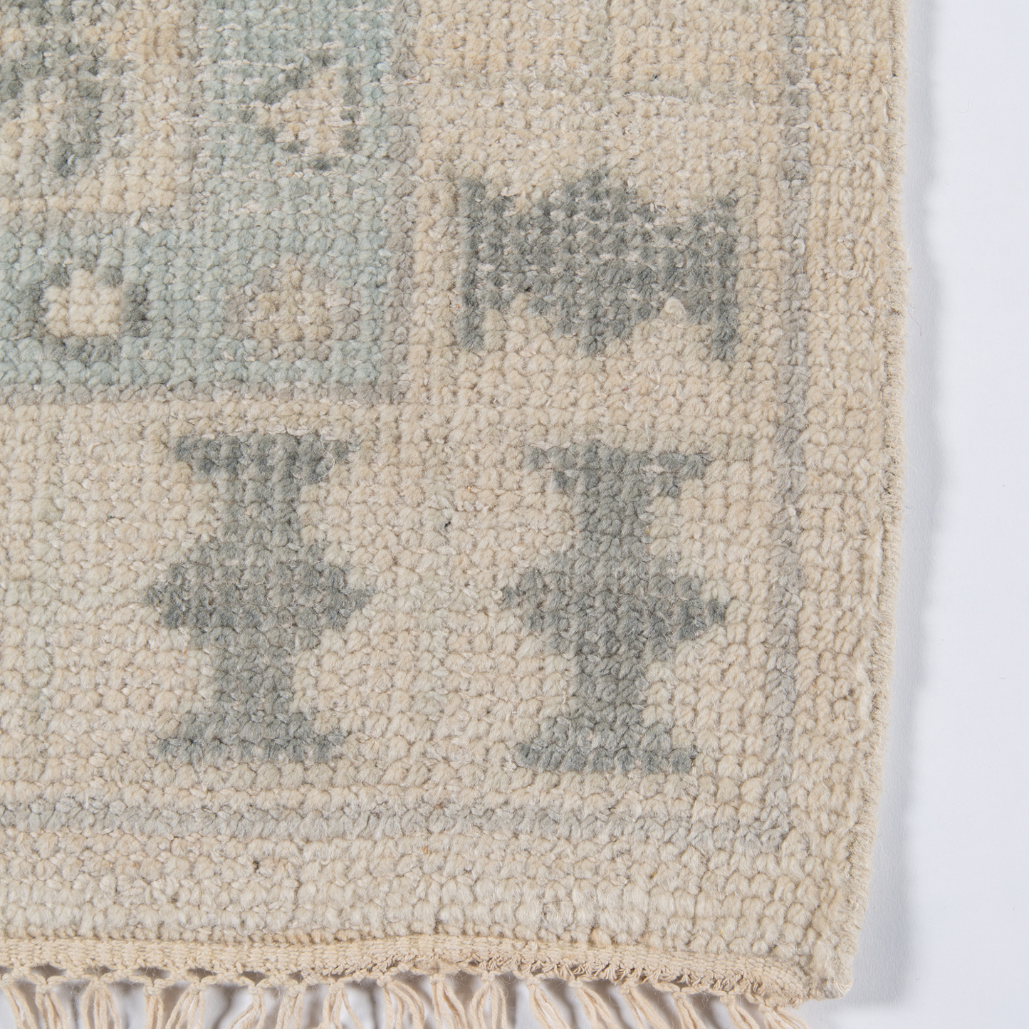 Concord Sudbury Ivory Hand Knotted Wool Area Rug