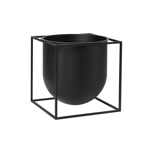 Kubus Flowerpot: Large - 9.1" + Black