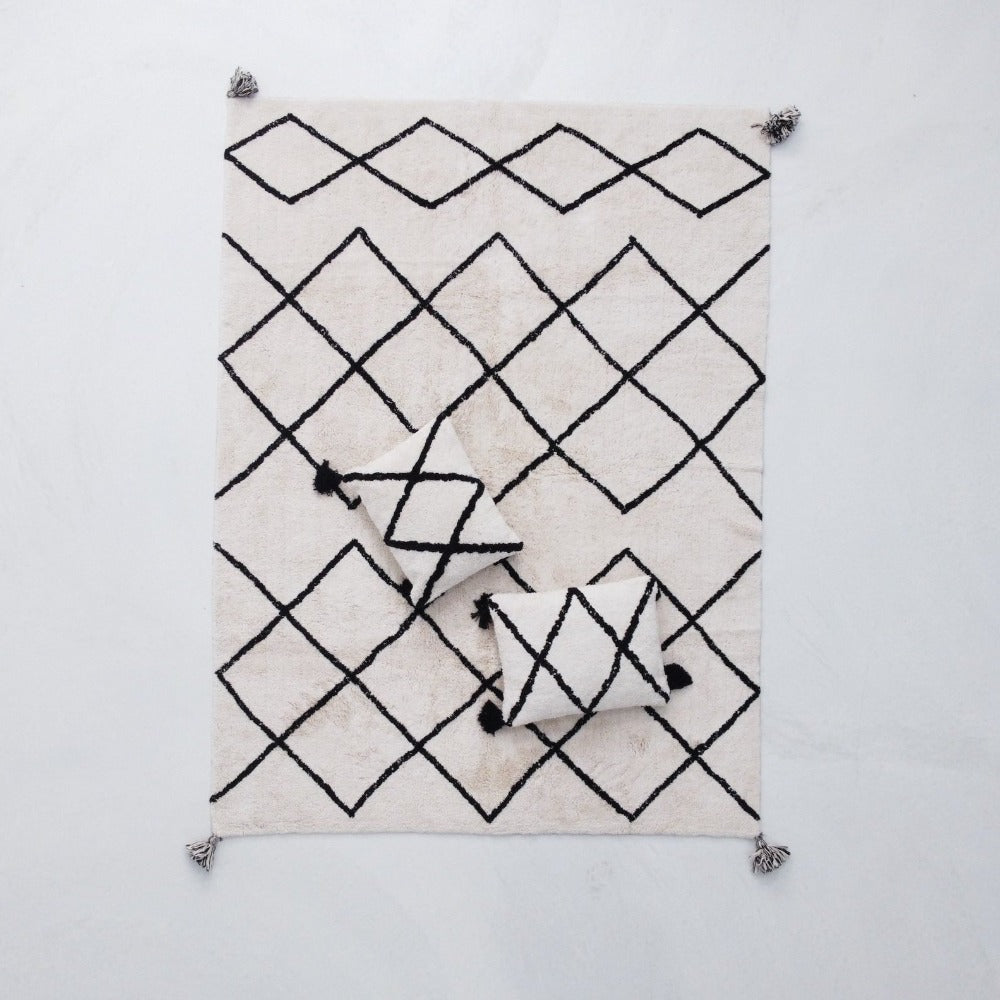 Cotton Berber Washable Rug with Black Lines