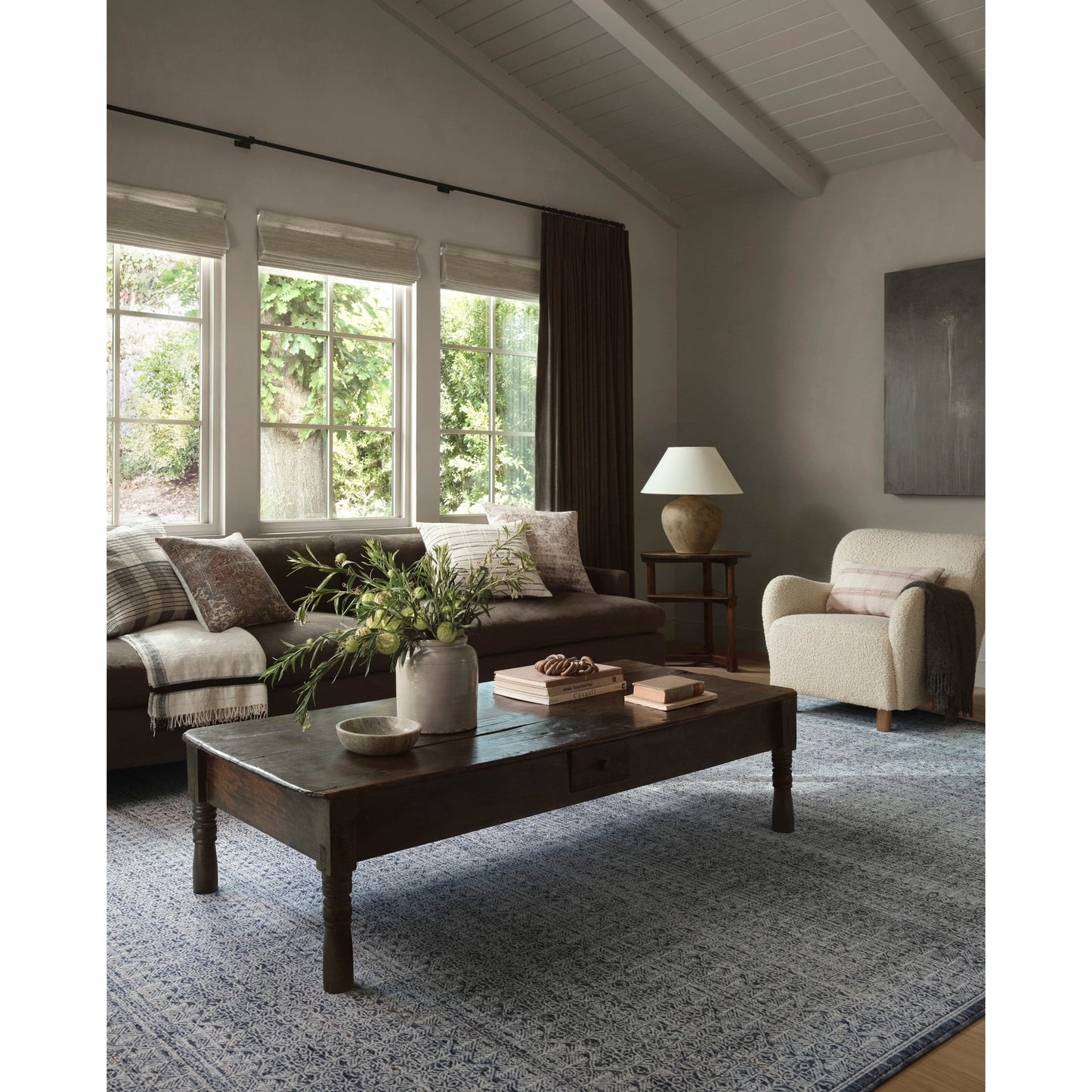 Amber Lewis x Loloi Zuma Rug in Denim/Ivory