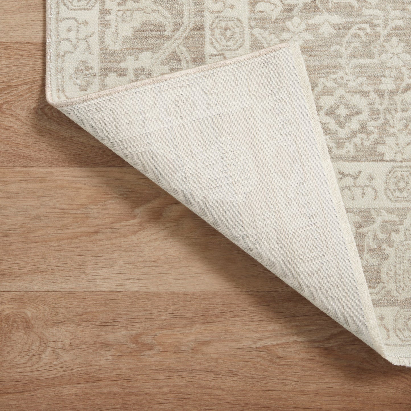 Amber Lewis x Loloi Zuma Rug in Sand/Stone