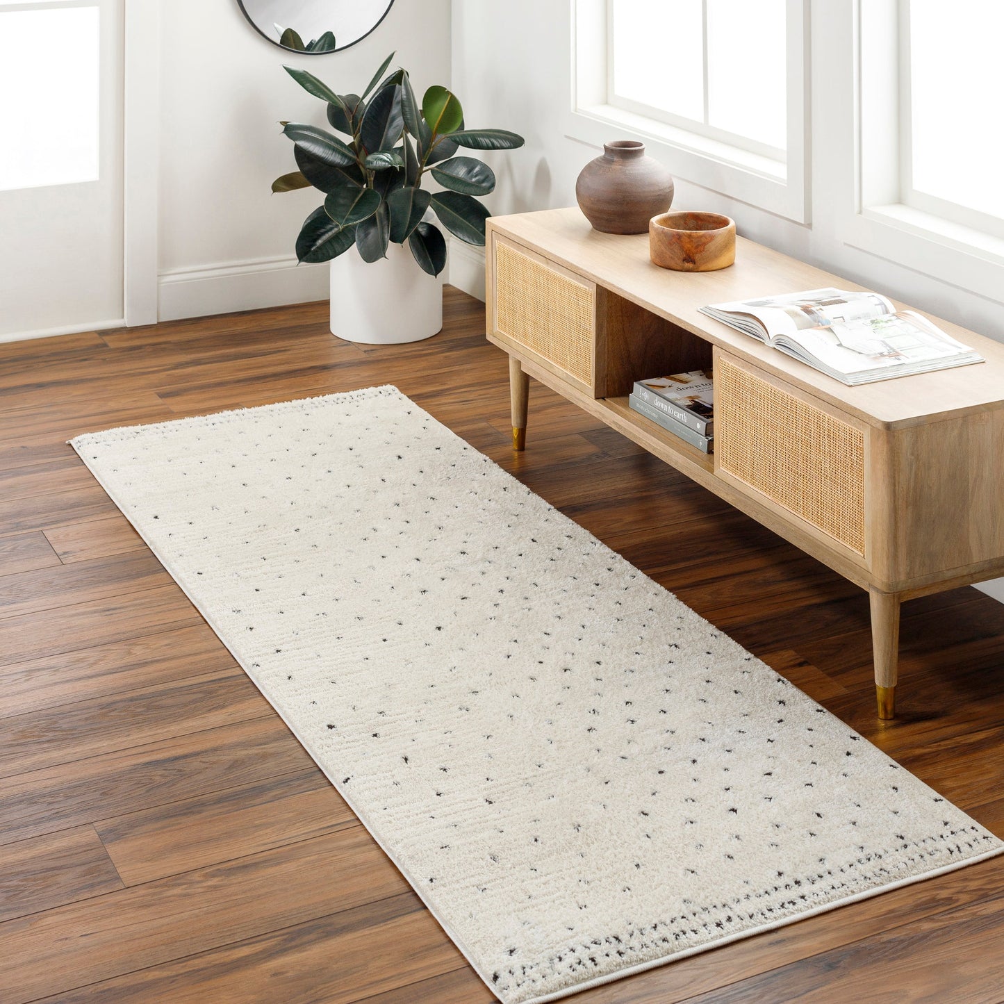 Fanny Rug in Ivory/Black