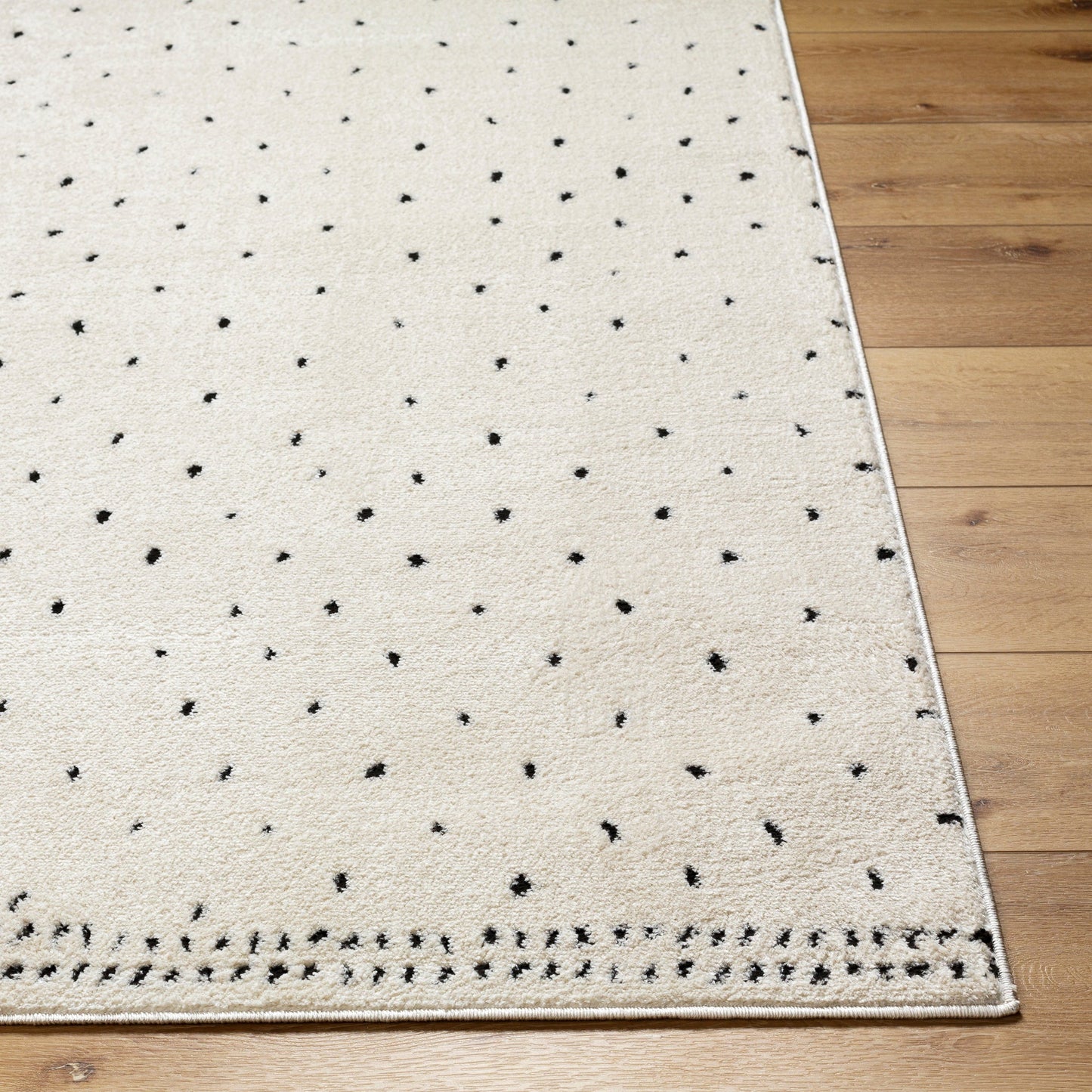 Fanny Rug in Ivory/Black