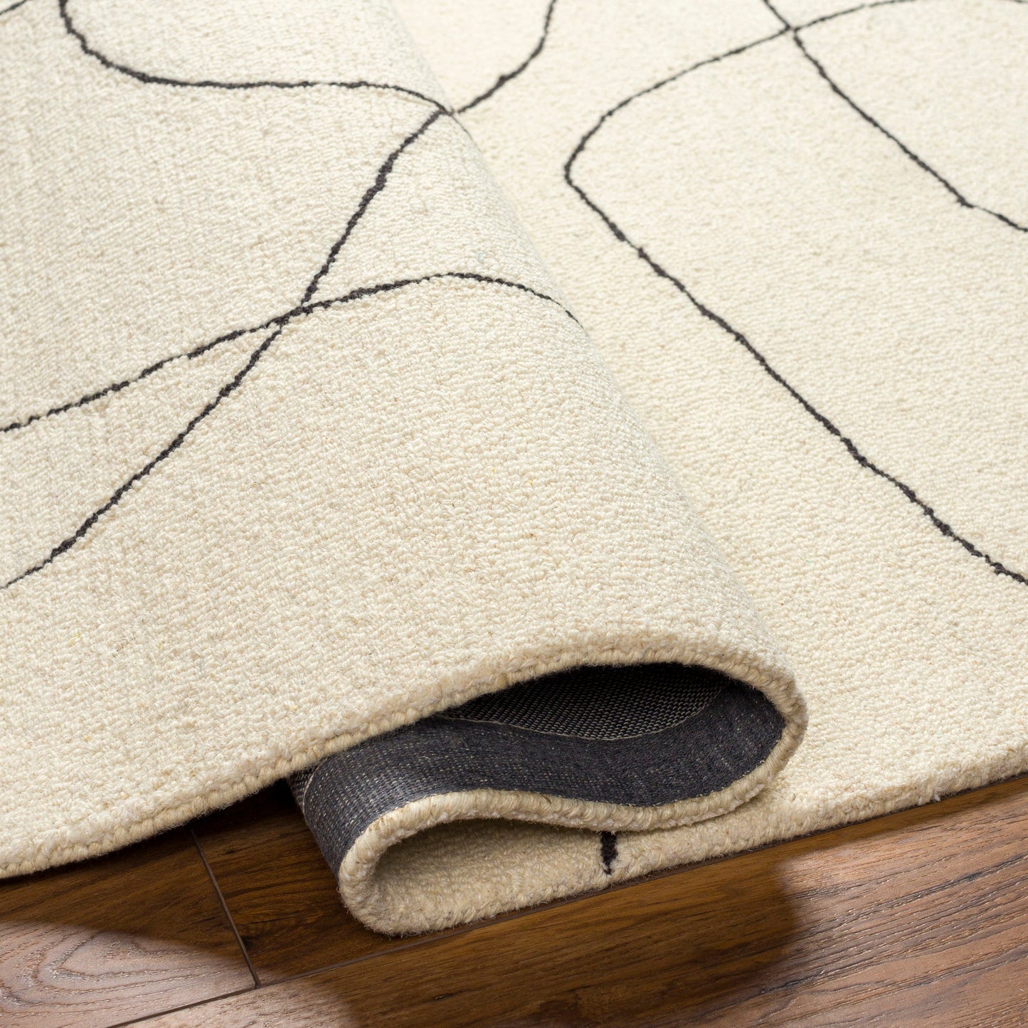 Genny Hand Tufted Wool Rug