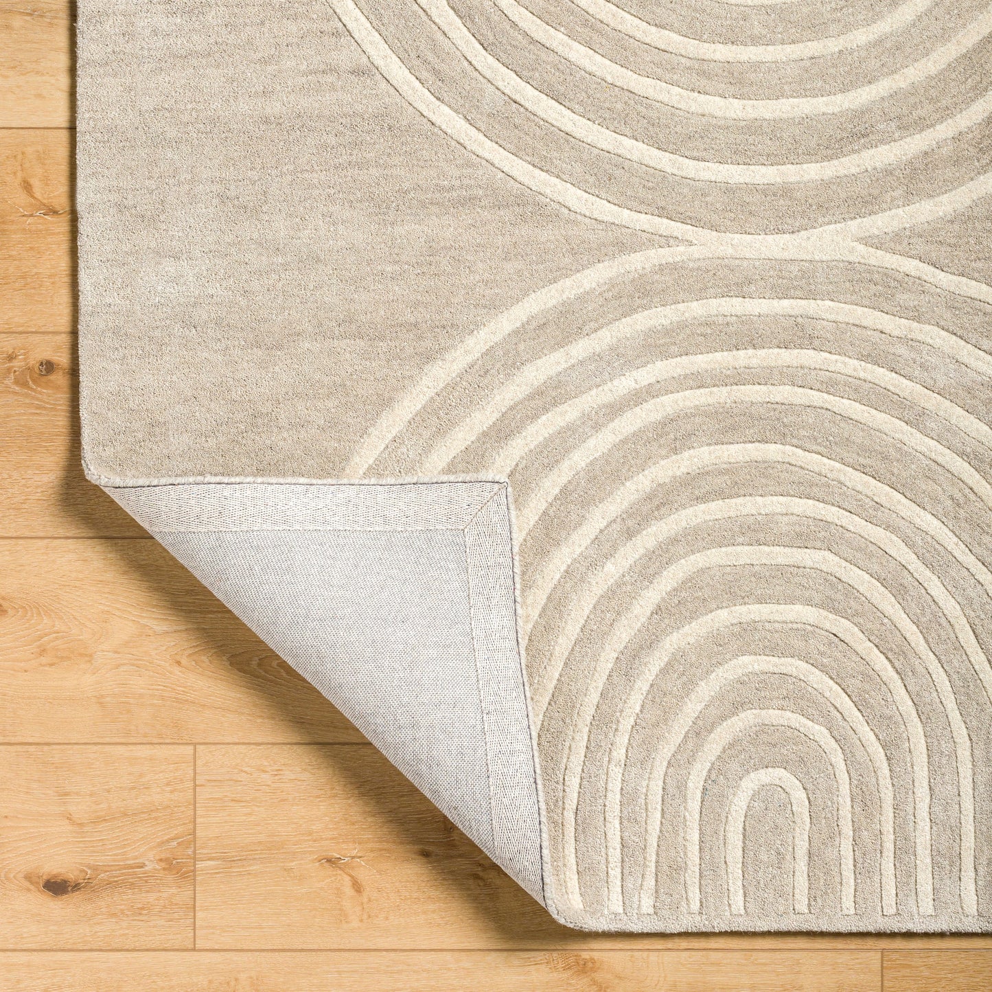 Isla Hand Tufted Wool Rug in Ash/Pearl