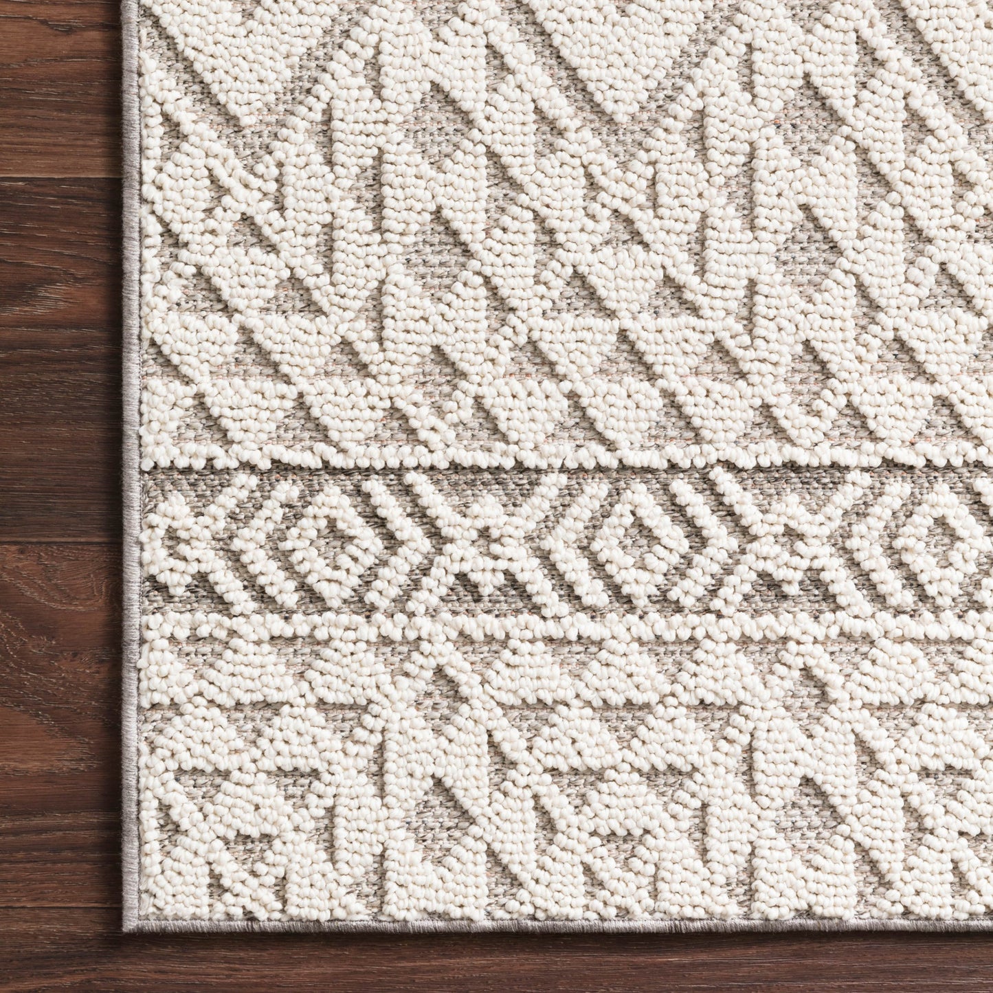 Cole Indoor/Outdoor Rug in Silver/Ivory