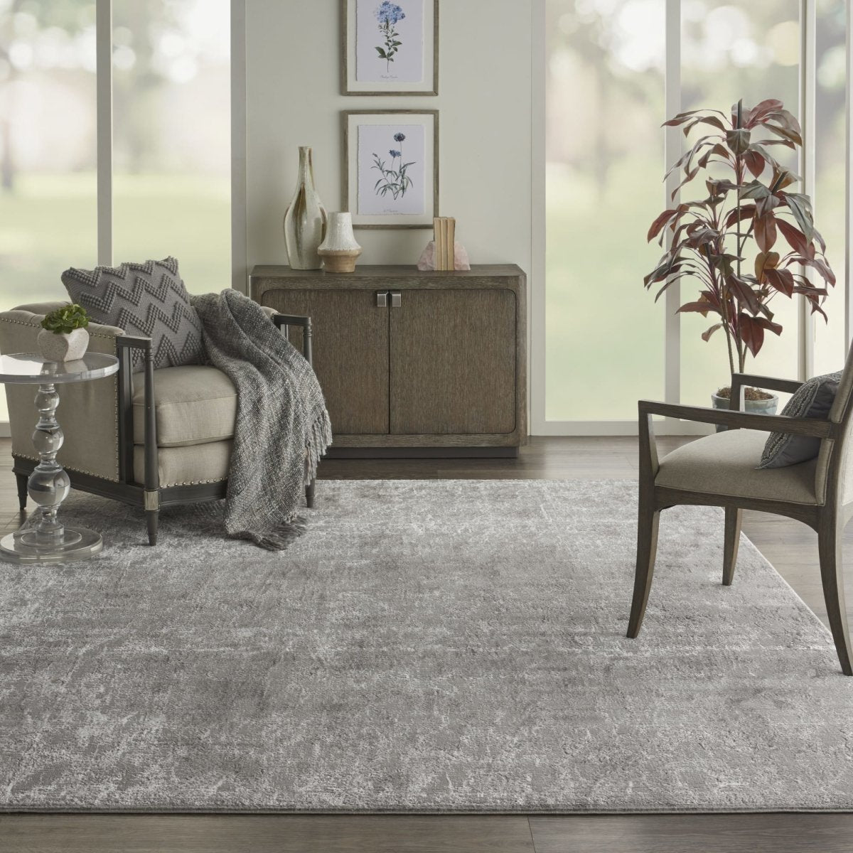 Kathy Ireland Royal Terrace KI45 Silver Rug