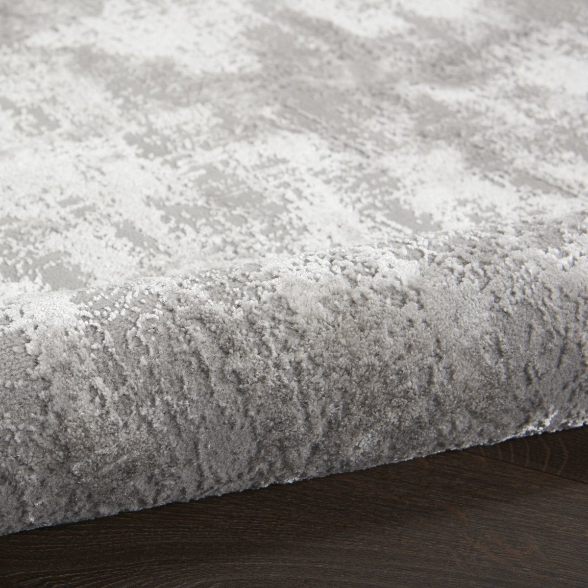 Kathy Ireland Royal Terrace KI45 Silver Rug