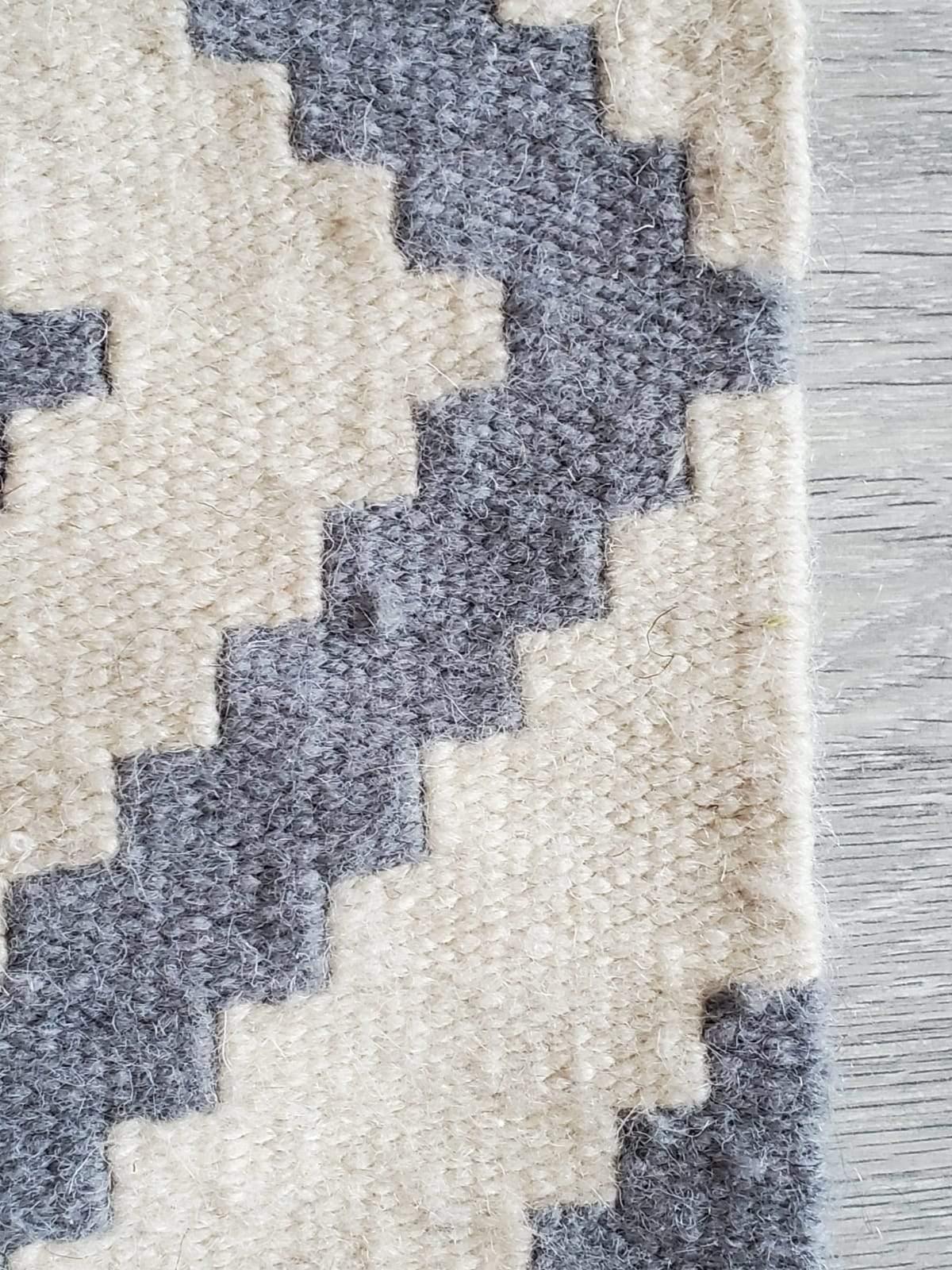 Neutral Gray Wool Kilim Rug / Runner