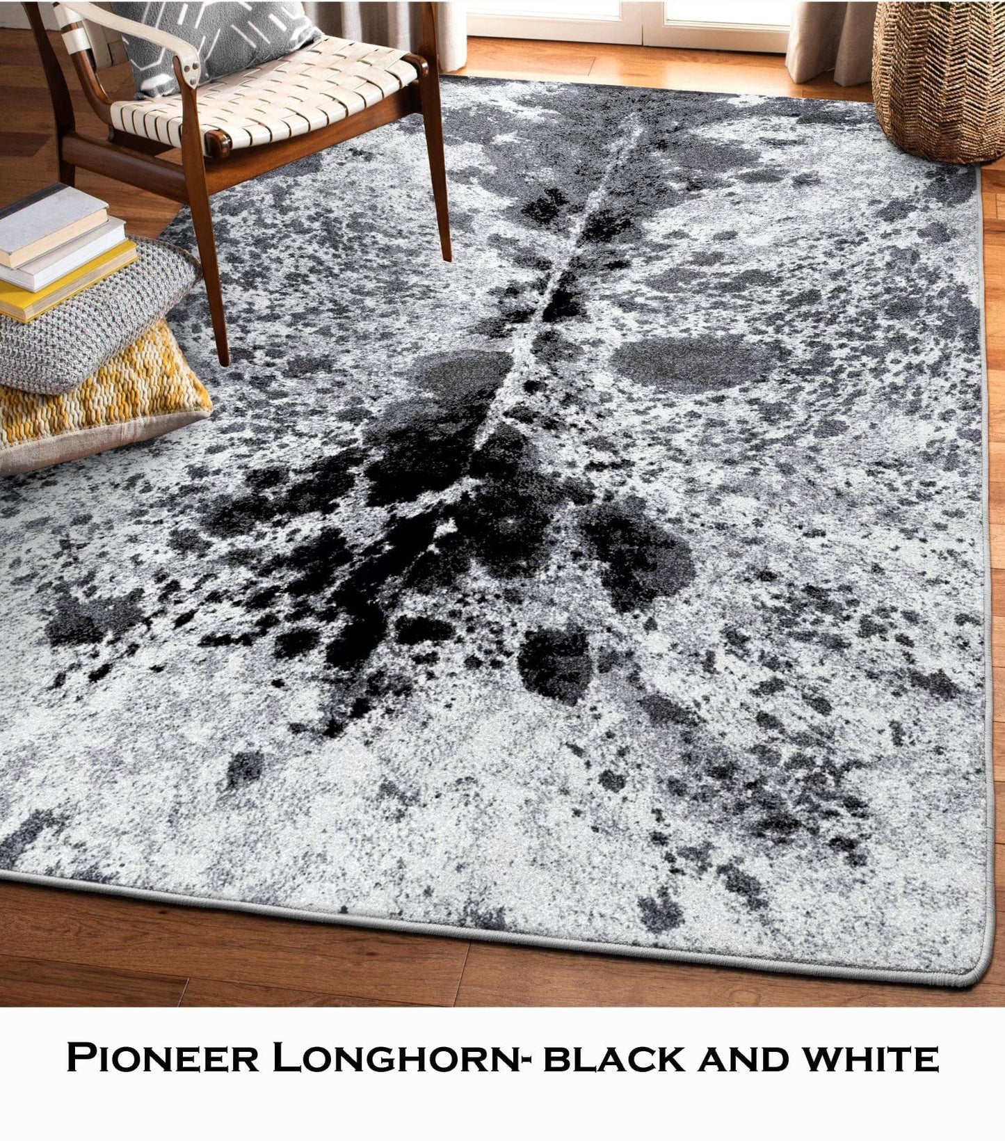 Pioneer Longhorn black & white area RUG
