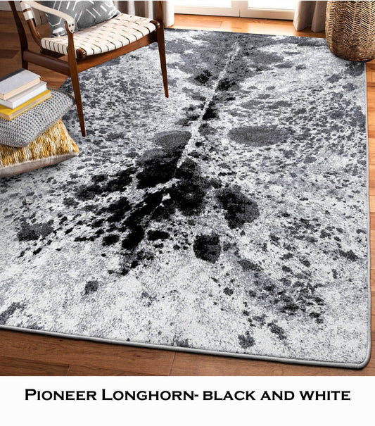 Pioneer Longhorn black & white area RUG