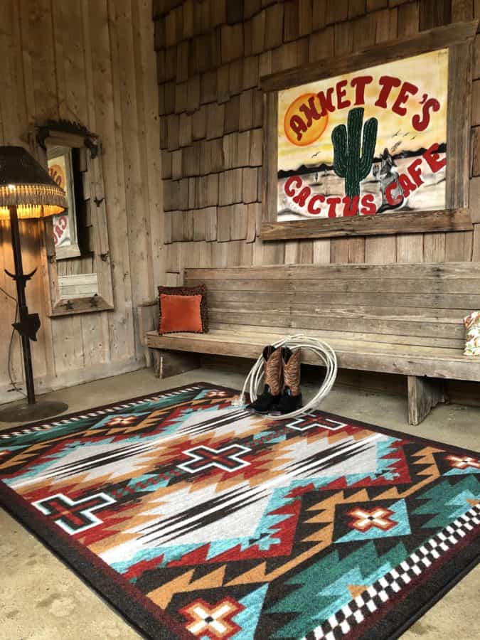 Rustic cross Electric area RUG